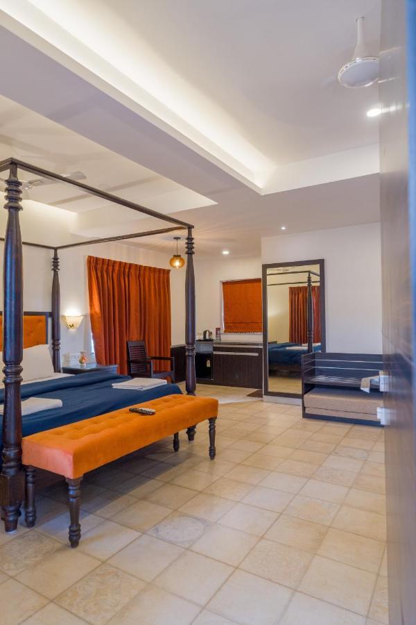 Marine Studios Le Pension Candolim Exterior foto